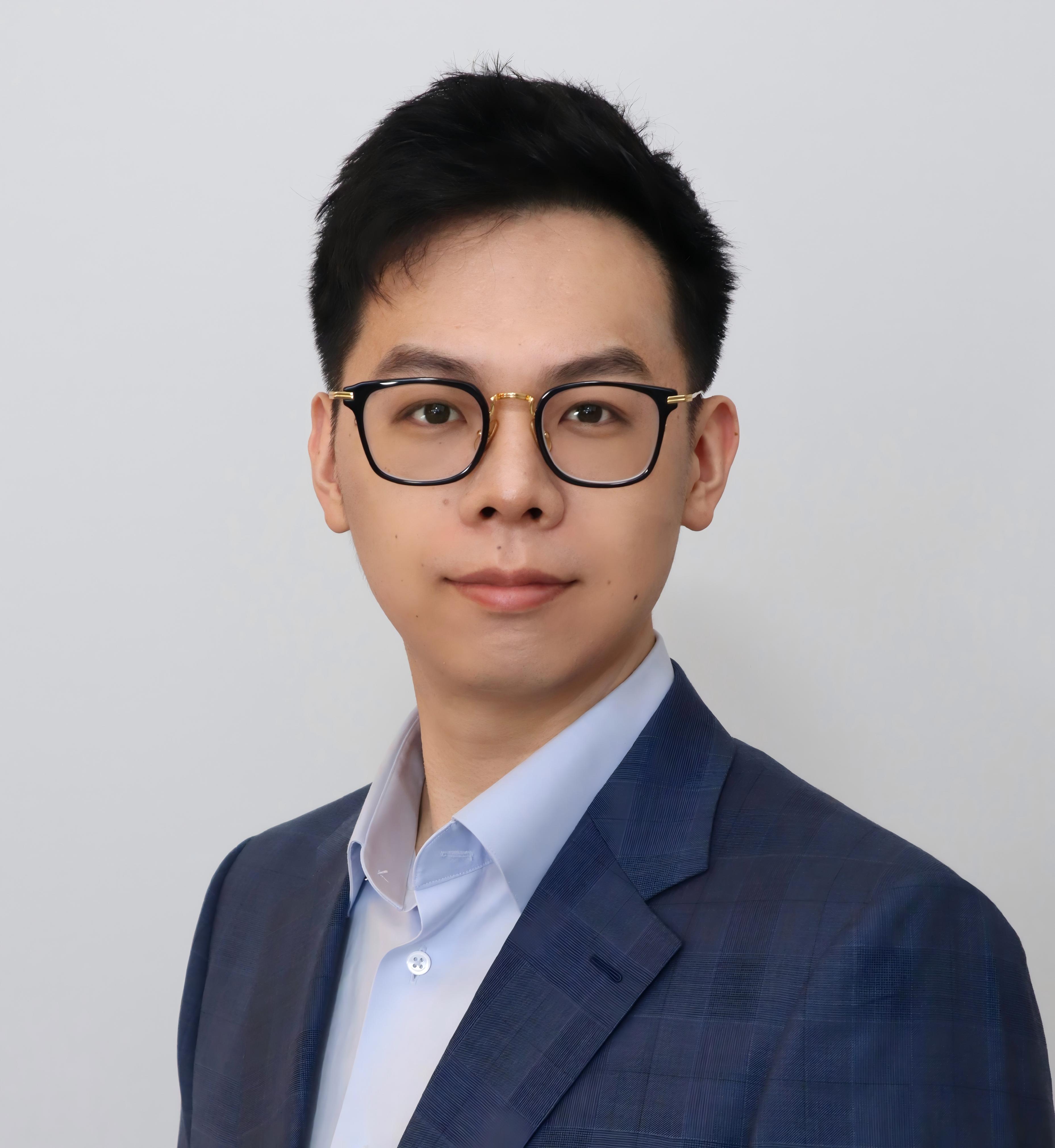 Ruiqi Wang